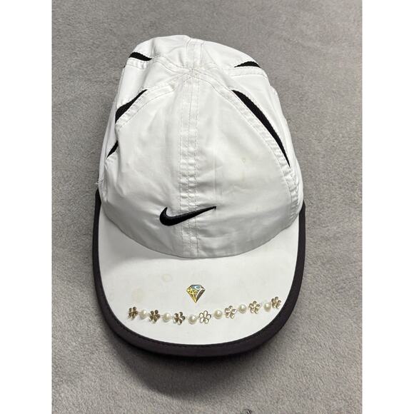 Nike Hat Cap Strap Back White Black Featherlight Dri-FIT Pearl Trim Kids Toddler - Picture 1 of 7